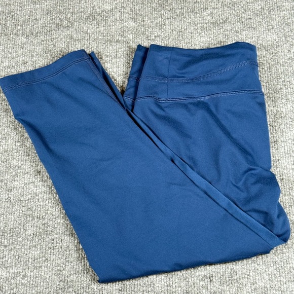 The North Face Womens Medium Blue Capri Leggings FlashDry Activewear - Picture 1 of 11